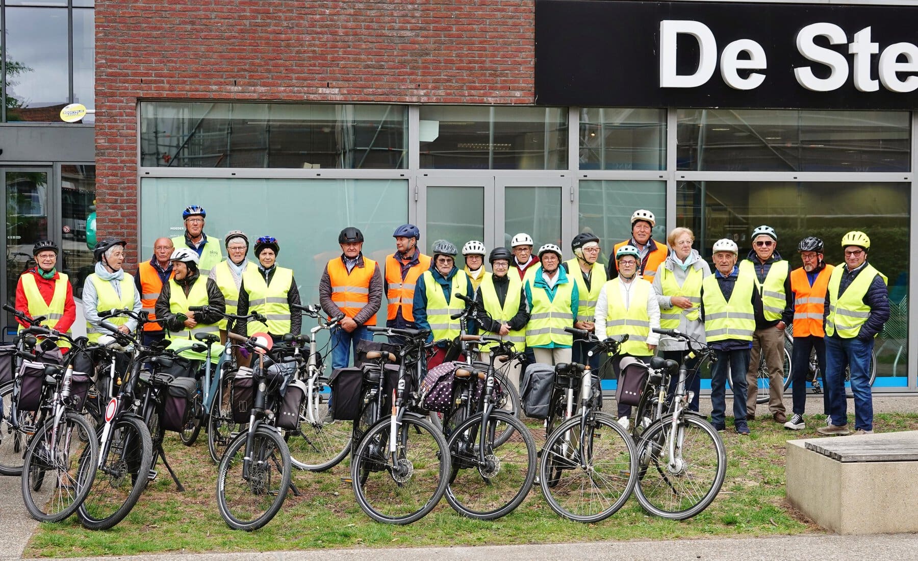 Foto Fietsers