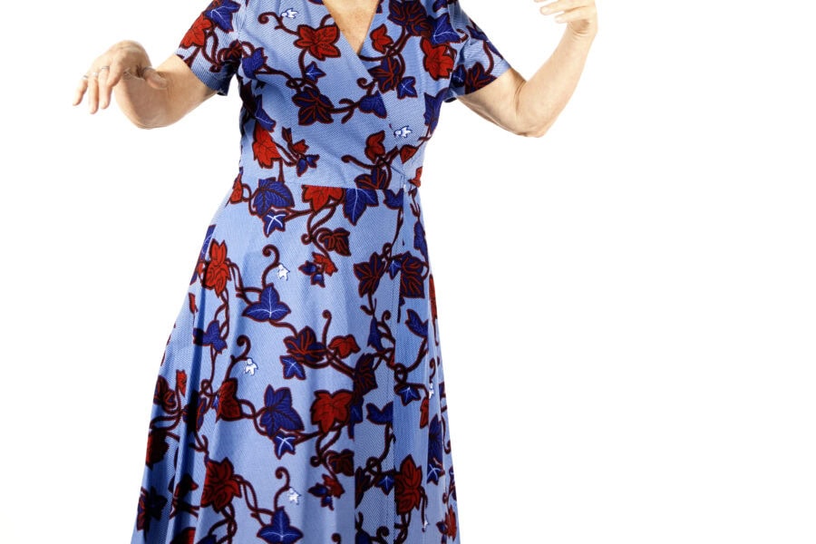 dame,zomer,jurk,kleed,vrolijk,dansen,zonnebril,vrouw