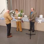 2025_01_08_NIEUWJAARSFEESTT_Annie 80 krijgt bloemen 2025 01 08 Nieuwjaarsfeestt Annie 80 Krijgt Bloemen