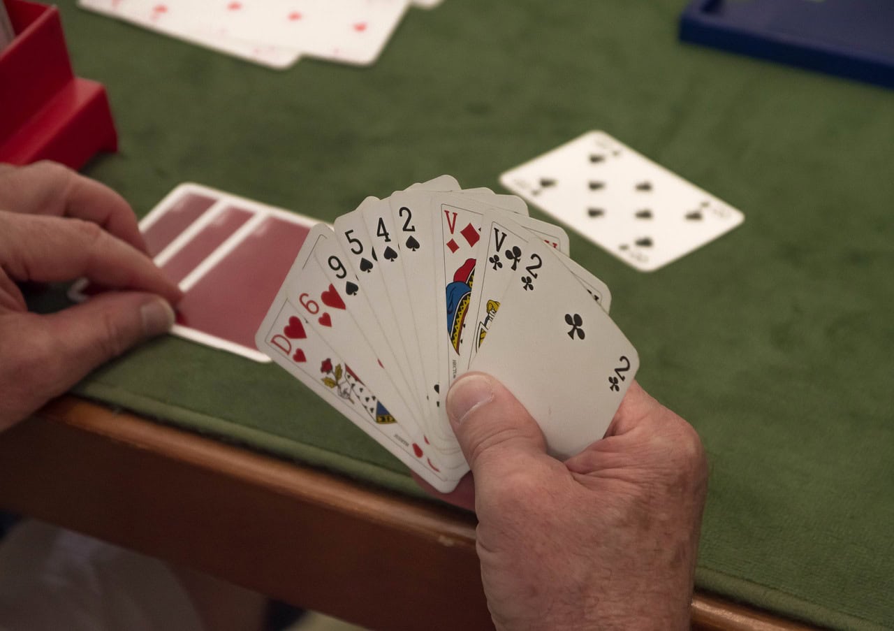 Cards 3662554 1280