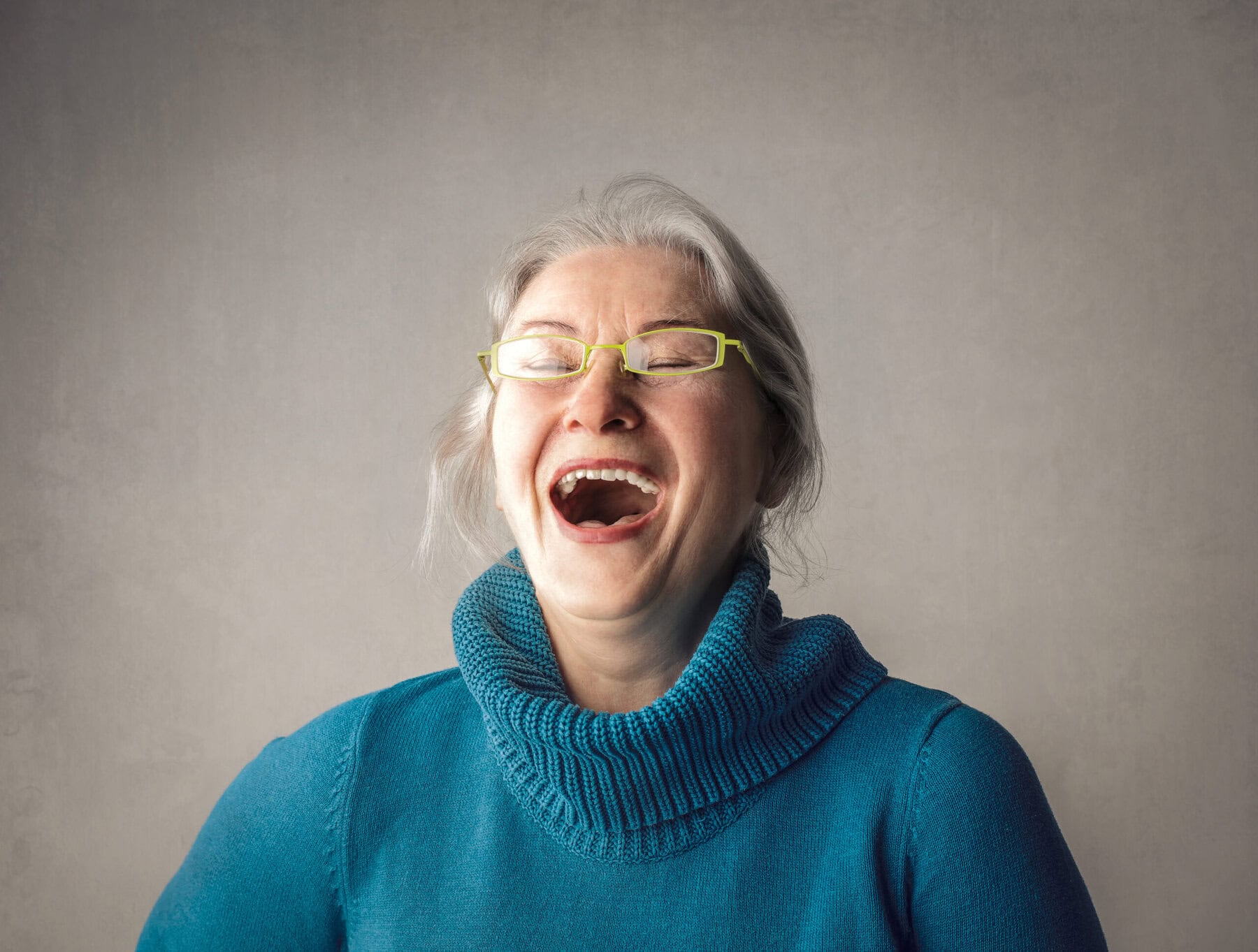 senior,dame,vrouw,lachen,humor,bril,portret,gezicht