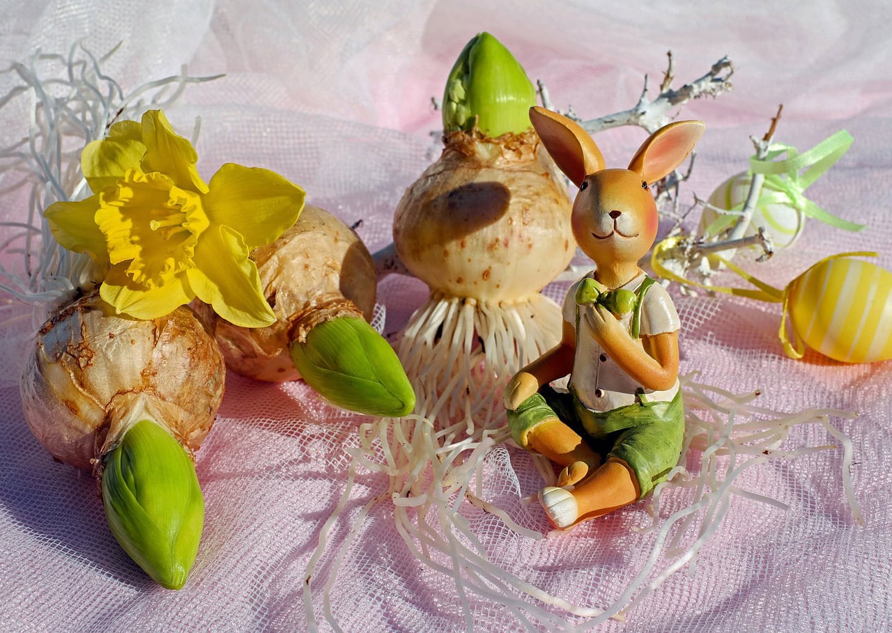 Easter Bunny 3154074 1280