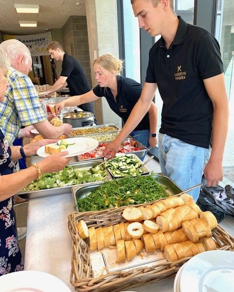 5f372479 3303 47b1 9a8d E9873993eeec