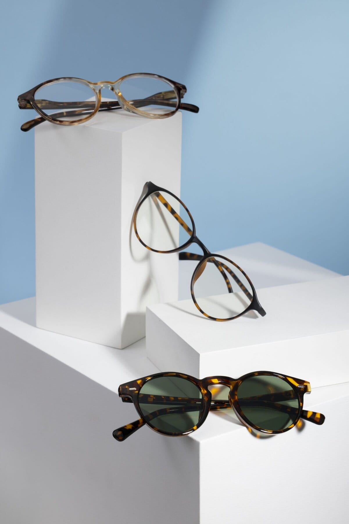 Glasses With Slightly Rounded Frame