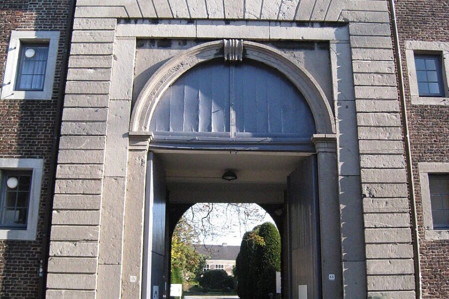 Begijnhof 1