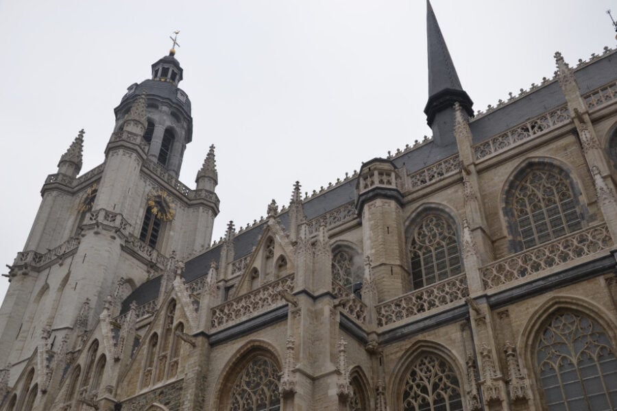 Halle Basiliek