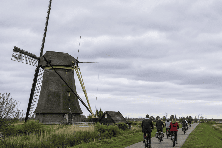 Fietsen Langs Windmolen