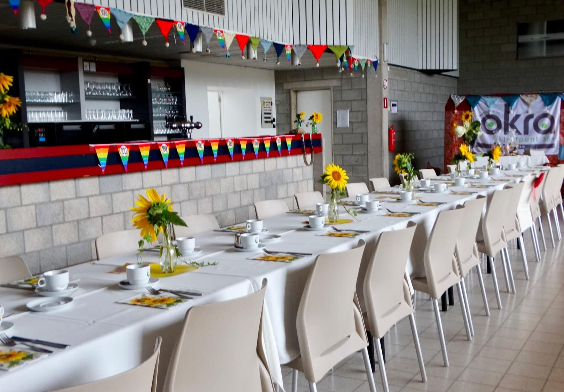 Feesttafel voor de 100-jarige
